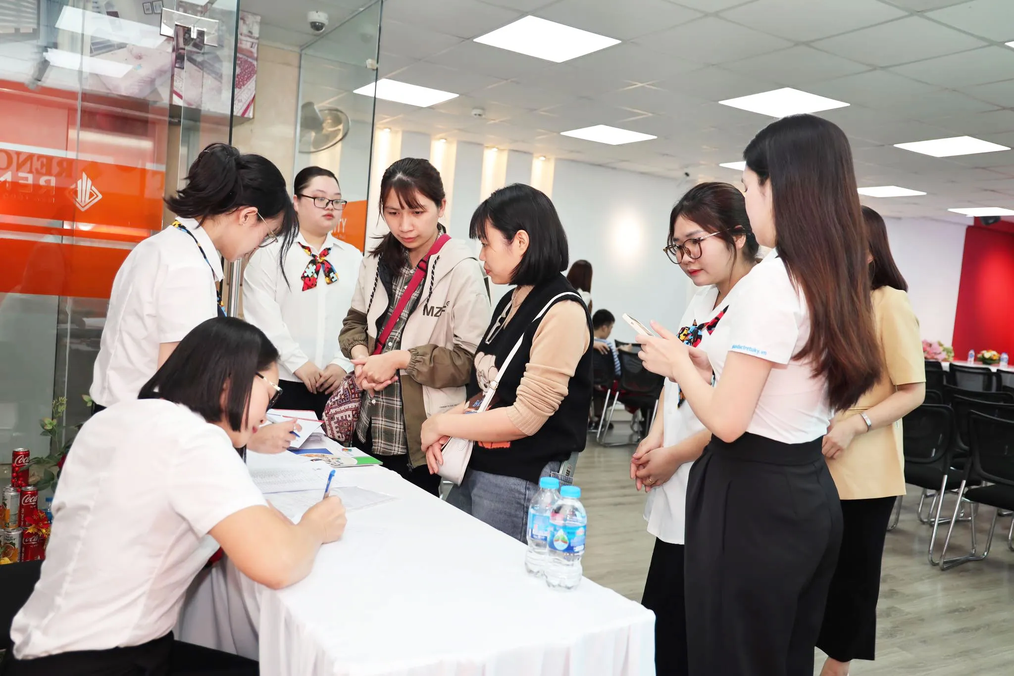 Việc chọn đúng thương hiệu uy tín giúp đối tác rút ngắn thời gian xây dựng danh tiếng và nhanh chóng đạt hiệu quả.