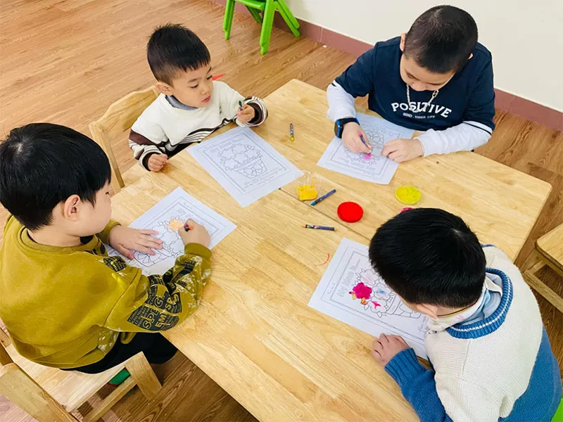 AutismBS là nơi để các em phát triển cảm xúc, giao tiếp và hòa nhập xã hội.