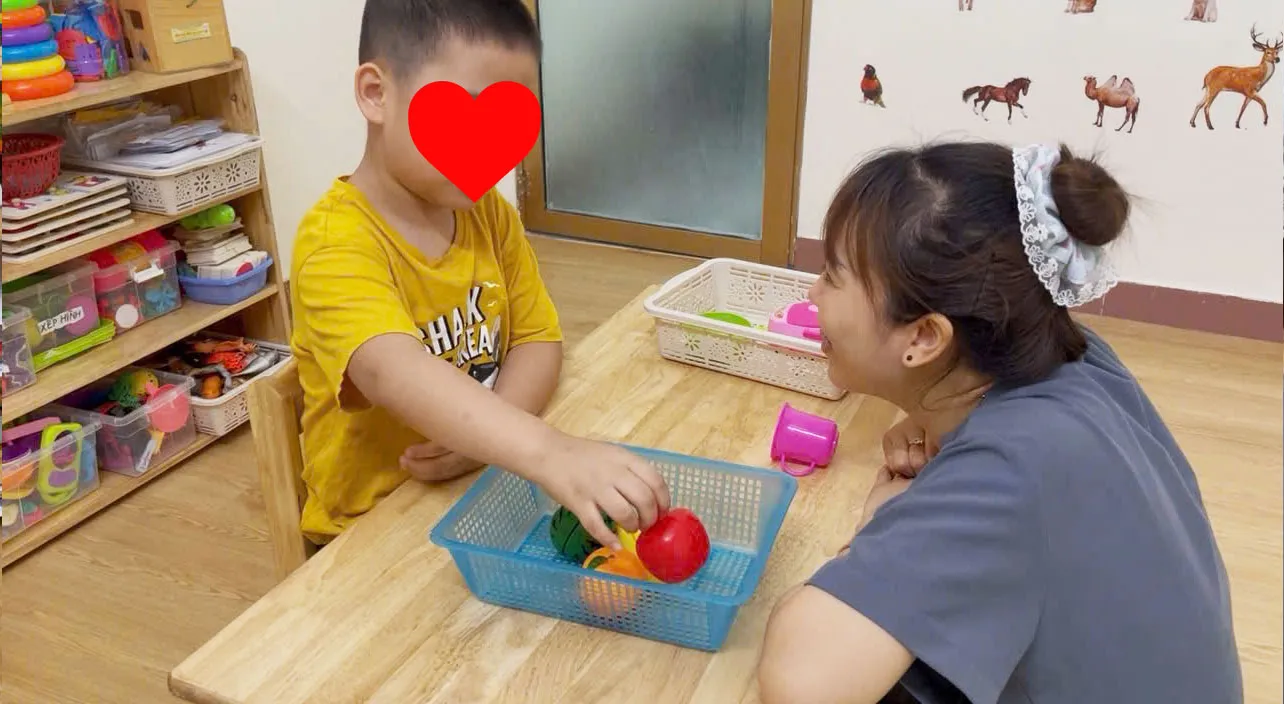 AutismBS xây dựng giải pháp giáo dục đặc biệt cho trẻ em toàn diện.
