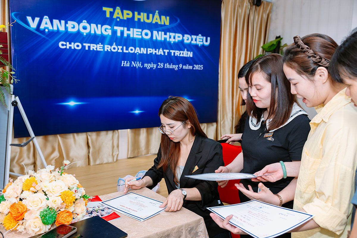 Hội thảo đào tạo nhân sự: Giải pháp nâng cao chất lượng hệ thống giáo dục AutismBS